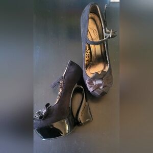 Funky Black Wedges 7